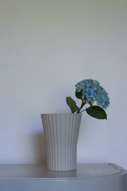 Athena Ripple Vase Chalk White (L)