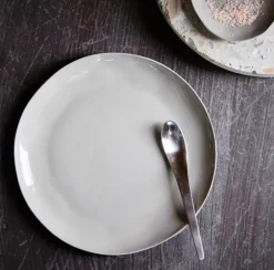 Cloud Round Plate Dove Grey (M)