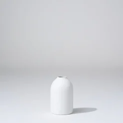Cocoon Vase, Snow, Small
