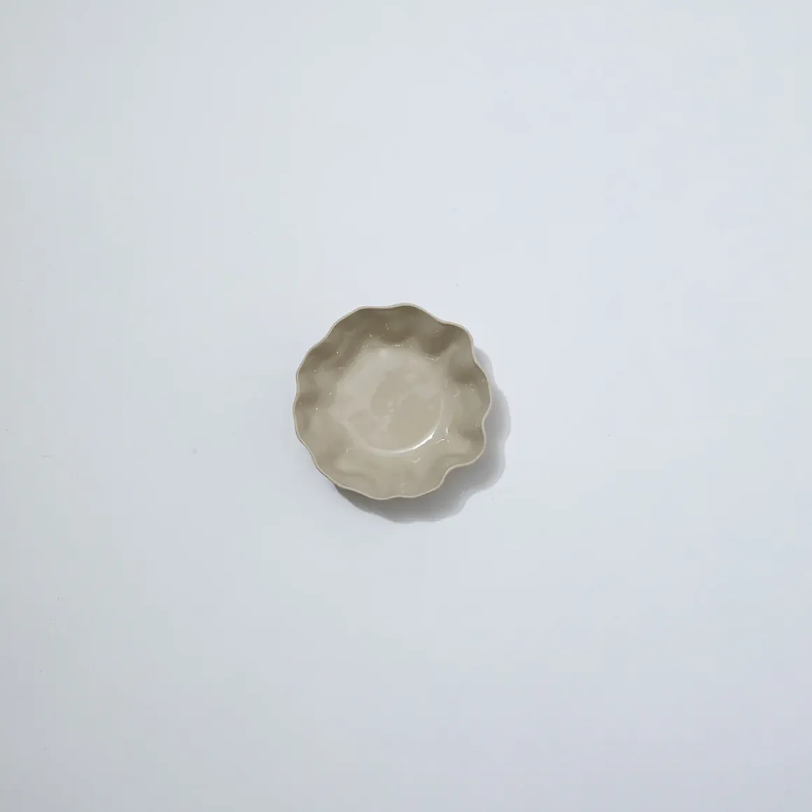 Ruffle Bowl Chalk White (S)