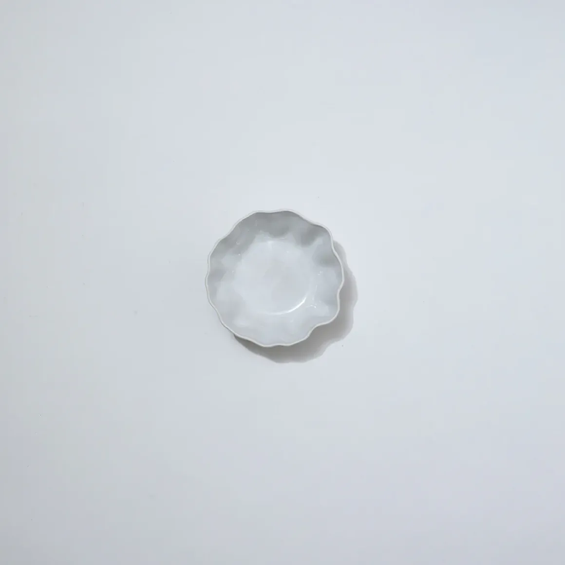 Ruffle Bowl Snow White (S)