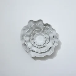 Ruffle Bowl Snow White (XS)